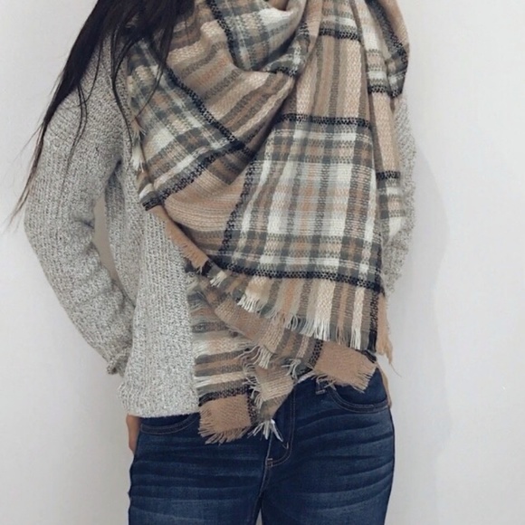 🆕 Juneau - Beige Plaid Blanket Scarf - Picture 6 of 8